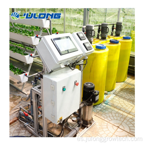 Sistema de fertilización automática con invernadero